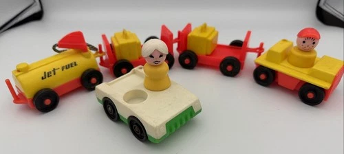 Vtg 1970s Fisher Price Little People 9 pc Lot Airport Jet Fuel Car Baggage