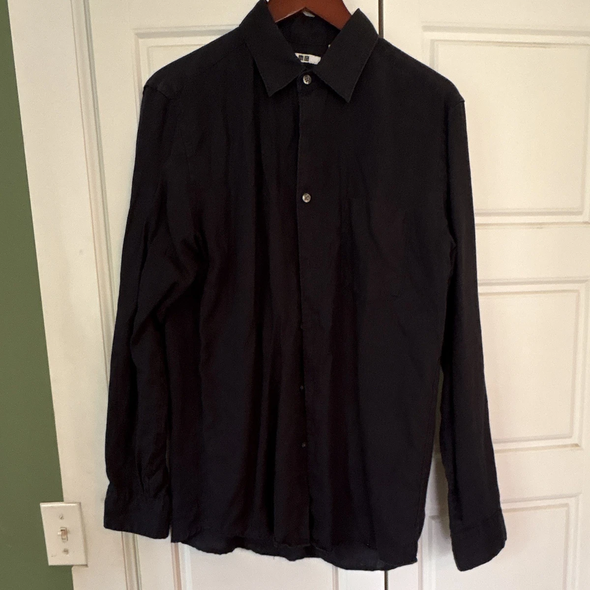 black dress shirt uniqlo Uniqlo Shirt Mens Medium Black Slim Fit Button Down Long Sleeve Cotton Pocket