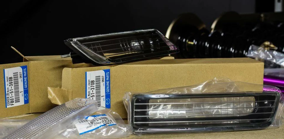 Cubierta de orificio de lámpara izquierda y derecha genuina Mazda RX-7 86-92 lado derecho e izquierdo Foto 4 de 4