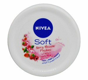 nivea soft freshies