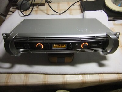 Behringer I NUKE 1000  dsp  Hochstrom PA.  Endstufe. 2 X 500 Watt