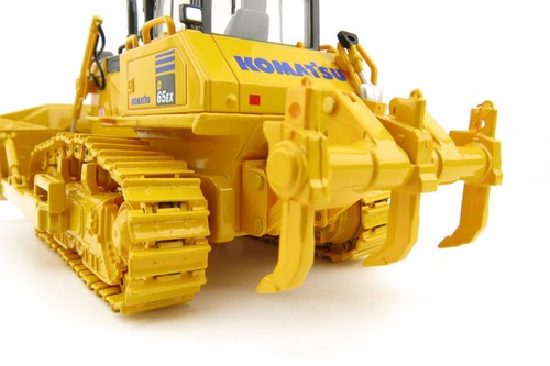 First Gear 50-3245 Komatsu D65EX-17 Sigma Dozer With Ripper Diecast Scale 1:50 - Picture 6 of 11