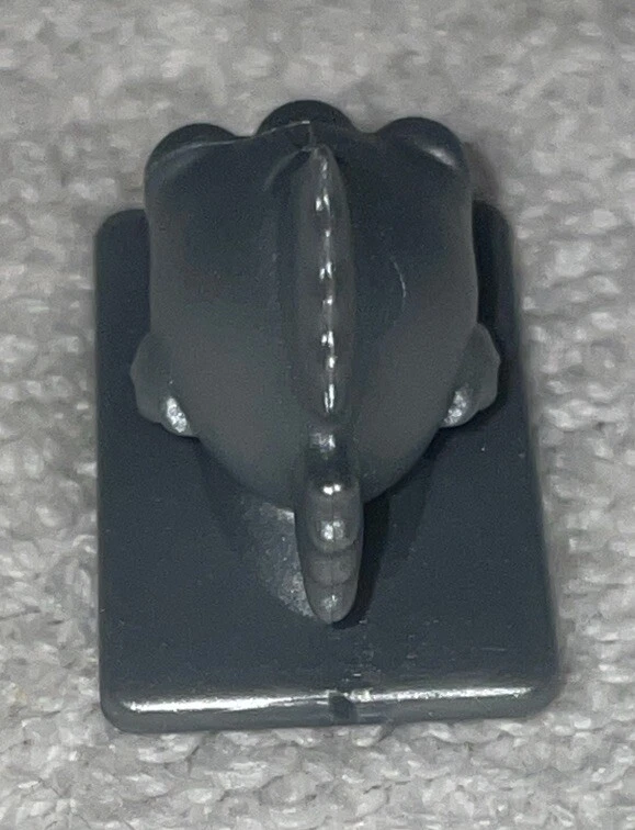 Scene It Simpsons Deluxe Edition Blinky 3 Eyed Fish Token Replacement Part 2009 - Image 3 of 4