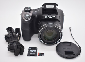 SONY Cyber-shot DSC-H300 Digital Camera 35x Optical Zoom 20.1MP - Bundle Tested