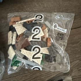 DAMAGED BOX LEGO Creator Expert Winter Toy Shop 10249 Village Station 10259 LOT