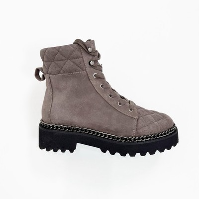 Vince Camuto Boots Womens 6 Gray Leather Quilted Zip Close Grunge Gothic Punk