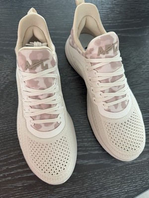 APL TechLoom Tracer Sneakers Women s 7.5 Beach Almond Leopard New
