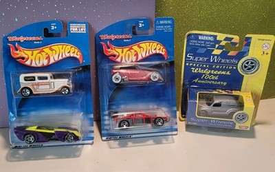 Lot Walgreens Die Cast Vehicles NIP 2000 Hot Wheels Walgreens 2 Pack/Superwheels