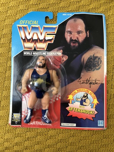 WWF WWE MOC Hasbro Wresting Figure Earthquake Seri...