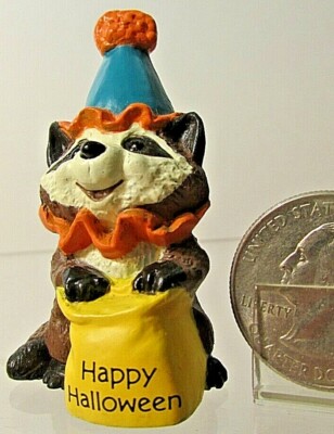 Hallmark Merry Miniature Halloween 1989 RACOON