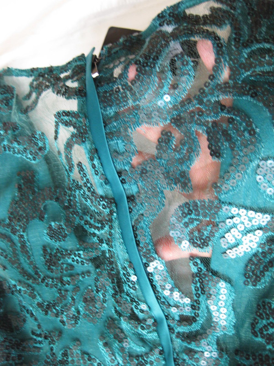 Robe De Soirée Bebe Dentelle Et Paillettes - Col Profond, Asymétrique (Hi-Lo) - Taille 10, Neuve