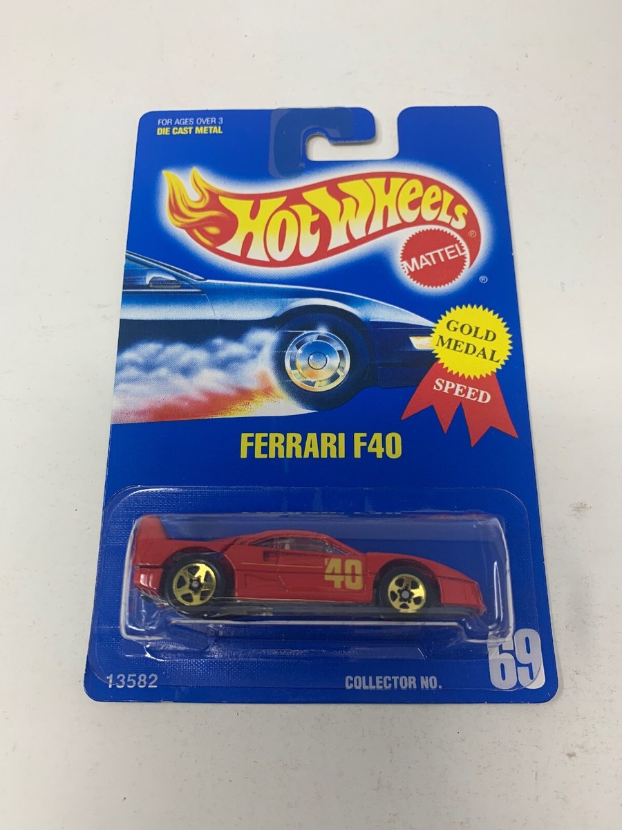 ミニカー Hot Wheels Boulevard Ferrari F40 2011 Hot Wheels Boulevard FERRARI F40 Ahead of its Time Real