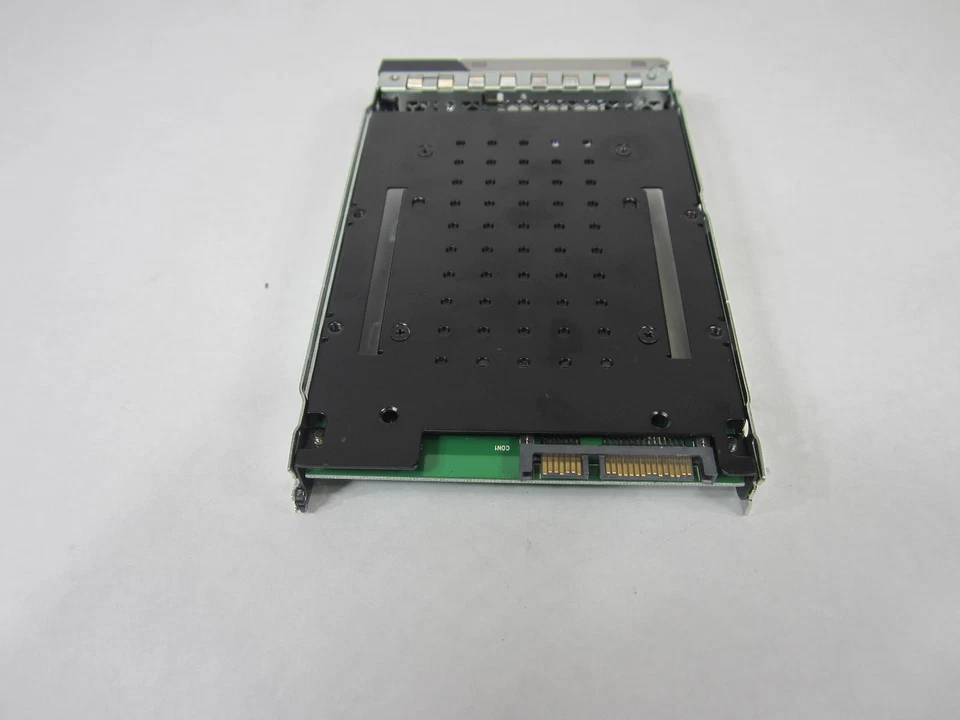 MICRON 5200 ECO 960GB SSD 2.5" SATA 6Gbps MTFDDAK960TDC w/Dell X7K8W 3.5" Caddy - Image 4 of 4