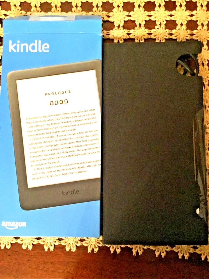 NEW Amazon Kindle 10^ generazione Wi-Fi 8GB, NERO - Immagine 2 di 4