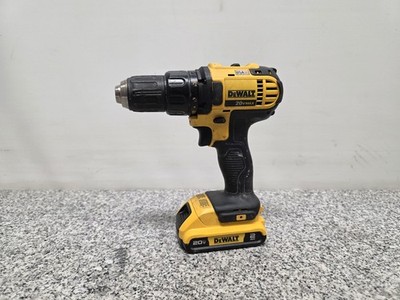 DEWALT DCD780 20-Volt MAX Li-Ion Cordless Compact 1/2 in. Drill Driver