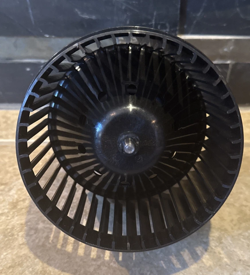 Front A/C Blower Motor w Fan For 2005-2010 Chevrolet Cobalt 2006-11 HHR 700242 - Image 2 of 4