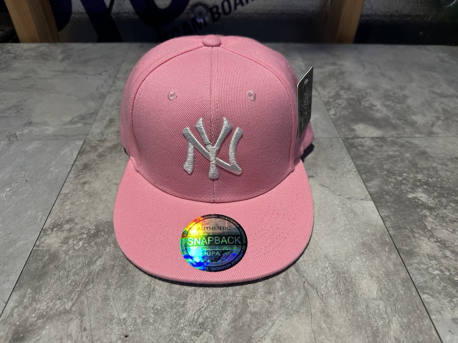 NWT Kipa Premium New York Yankees Pink/White NY Cap, Lid. MLB Hat.