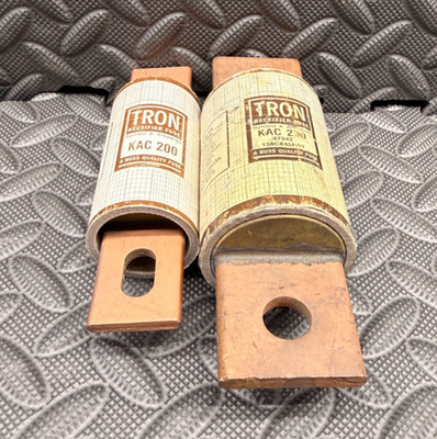 Lot of 2x Bussmann TRON Rectifier Fuses KAC200 & KAC250 Copper Blade Terminals