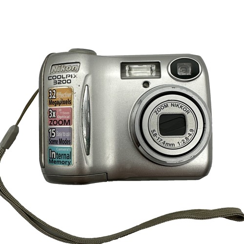Nikon COOLPIX L30 Digital Camera Black 20.1MP 5× Optical Zoom Date