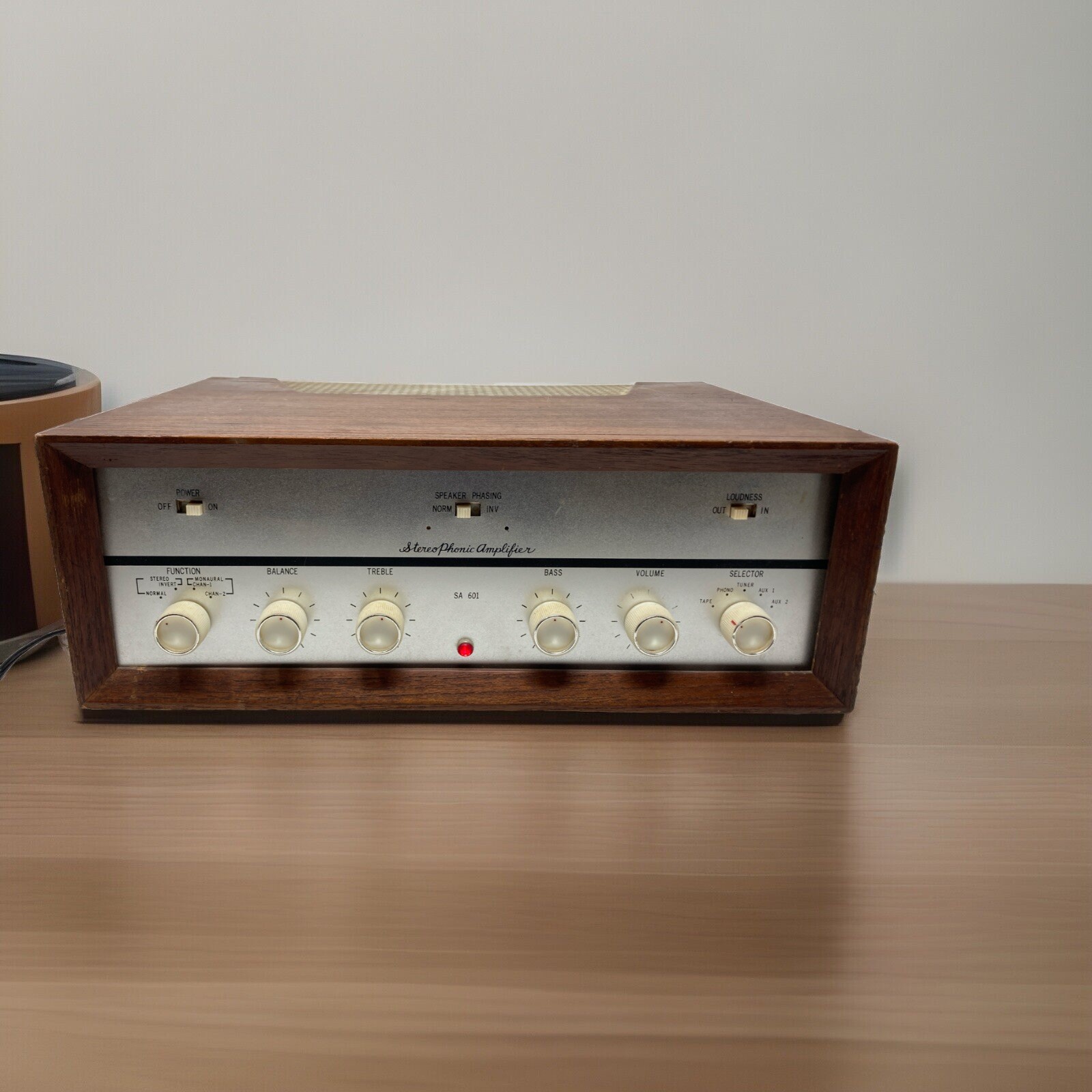 Monarch SA 601 Stereophonic Amplifier. Tube Stereo. Japan Working