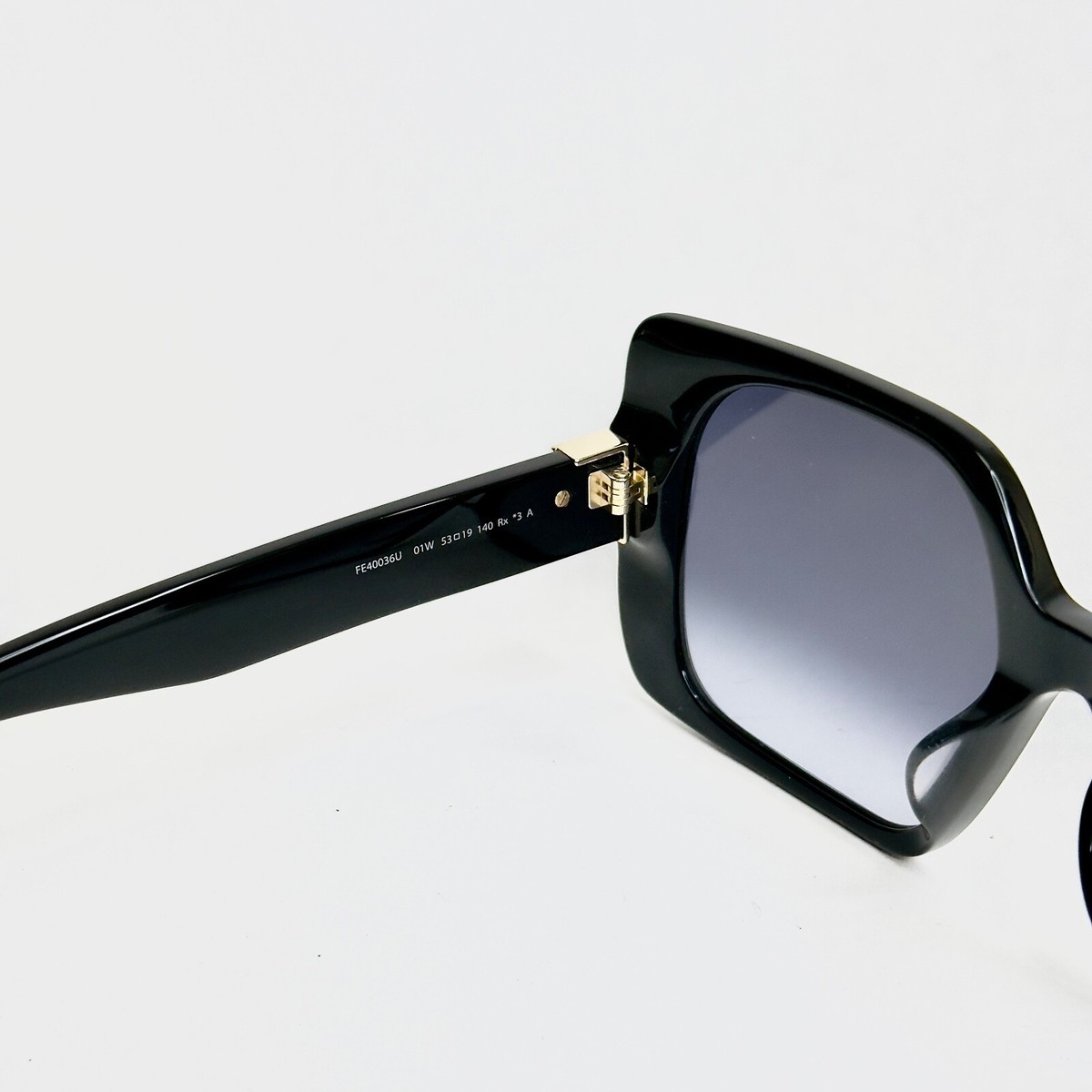 FENDI FIRST 40036 Black Logo Fashion Sunglasses Oversized 