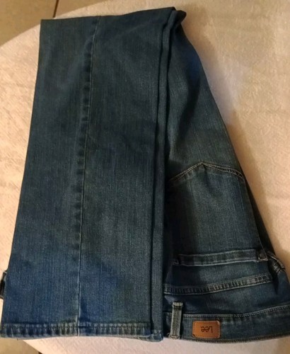Lee Classic Fit Straight Leg Women Size 12 M Blue Jeans - Picture 5 of 9