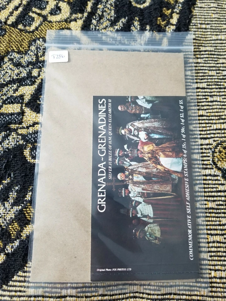 Буклет марок Гренада Гренадины - серебряный юбилей королевы Елизаветы II 1977 - T286 - Изображение 3 из 3