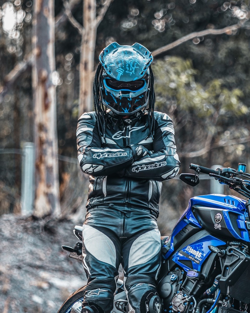 TOP PREDATOR MOTORCYCLE HELMET FIRE STYLE (DOT ECE CERTIFIED