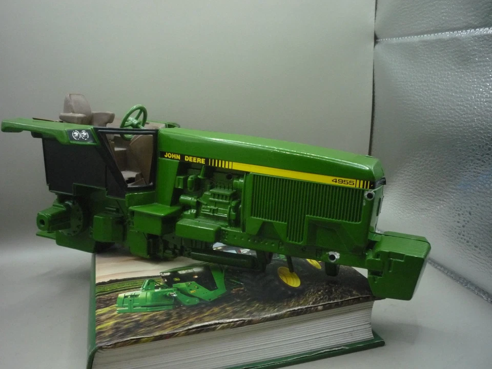 Parts Custom Replacement John Deere 4955 FWA Body 1/16 Ertl - Image 2 of 3