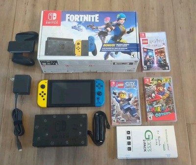 Bundle! Nintendo Switch Fortnite Wildcat Console NO CODE Bundle! Nintendo Switch Fortnite Wildcat Console NO CODE