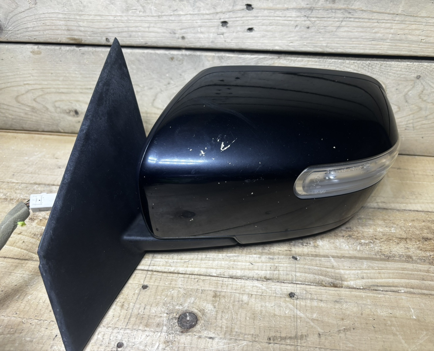 08-09 Mazda CX-9 Left Driver Mirror with Turn Signal 41W Black OEM Used
