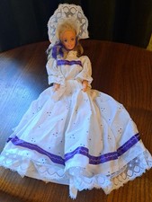 Vintage Barbie In Beautiful Vintage Dress And Hat Mattel.