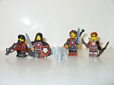LEGO Castle Wolf Pack raiding party warrior shield bow cape animal RPG cmf D&D 4