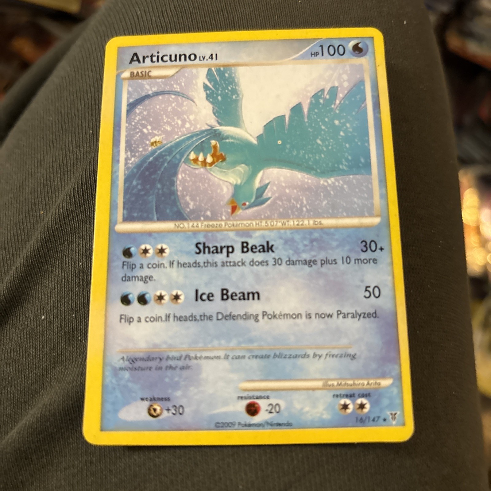 Articuno 16/147 Rare Supreme Victors Pokemon Lightly Played