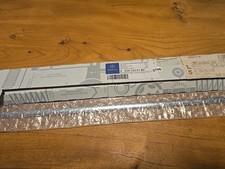 Nuovo Originale Mercedes Benz MB C Classe W204 Anteriore Sinistra Porta Cromo Mascherine Trim