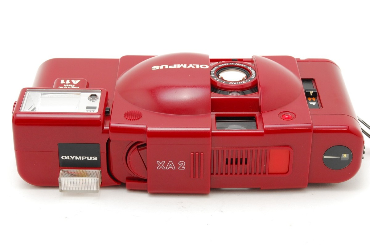 ■完動品　OLYMPUS XA2 A11 レッド Rare! Exc+5] Olympus XA2 RED Point ＆ Shoot Film Camera A11