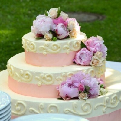 WEDDING CAKE Fragrance Oil to craft Candles Soaps Lotions Bath products