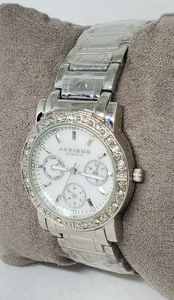 Ladies Akribos XXIV AK530SS Chrystal Bezel Multifunction Silver Tone Watch C9 - Image 2 of 4