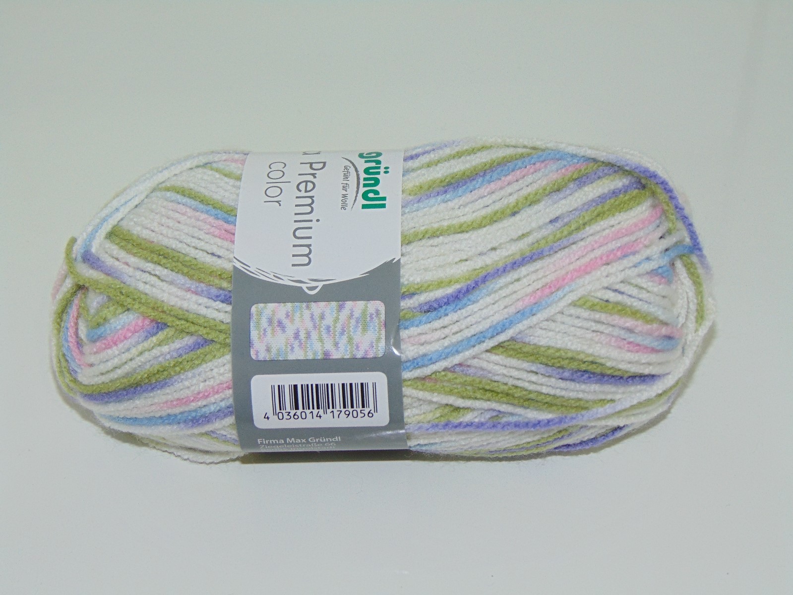 grundl Lisa Premium Colour Double Knitting Yarn Shade 09 50g Ball