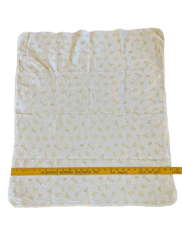 Vtg Carters White & Yellow Nursery Rhymes Baby Blanket Cotton Knit Mother Goose - Picture 3 of 4