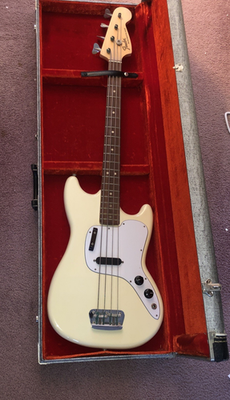 FENDER Guitar bass vintage MUSICMASTER 1970s (Circa 74-76) with