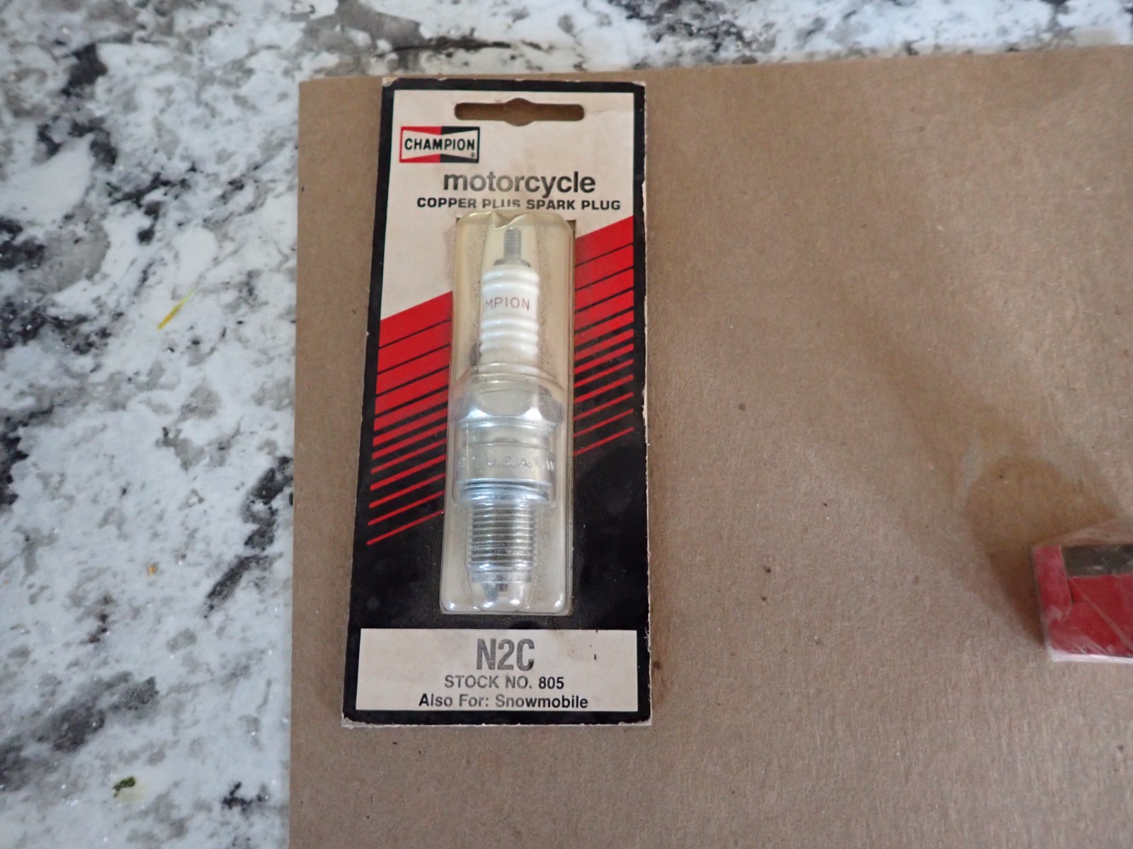One New Genuine Champion spark plug N2C 805 Factory Sealed  FREE SHIPPING