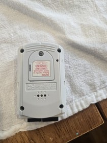 Sega Dreamcast White Game Console Bundle with Controller and Games VMU Memory