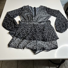Women's Black/White Romper Size Unknown  L79 