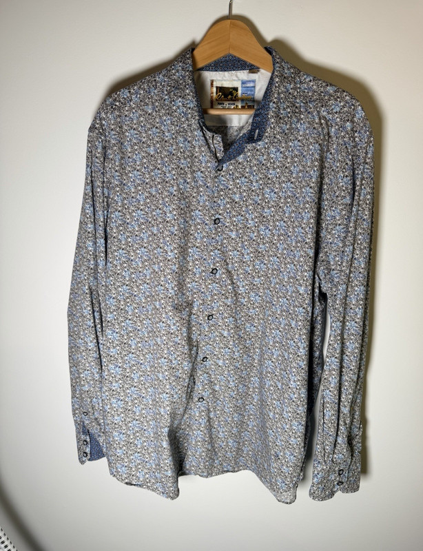 Robert Graham Men’s 3XL Long Sleeve Blue White Black Floral Button-Up Shirt