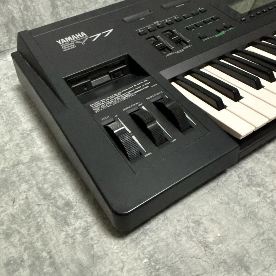 Yamaha SY77 Synthesizer Keyboard 61-Keys Black sound used Japan - Image 3 of 4