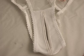 Agent Provocateur ~ FIA  ~ pink mesh ouvert brief BNWT AP2 UK 12