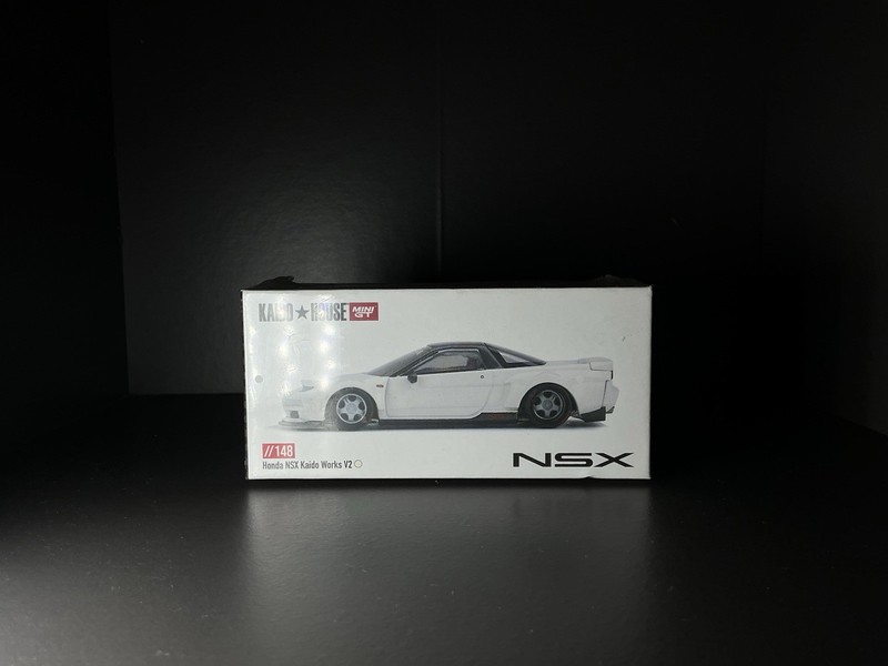 Kaido House x Mini GT Honda NSX NA1 Kaido WORKS V2 White #148 1:64