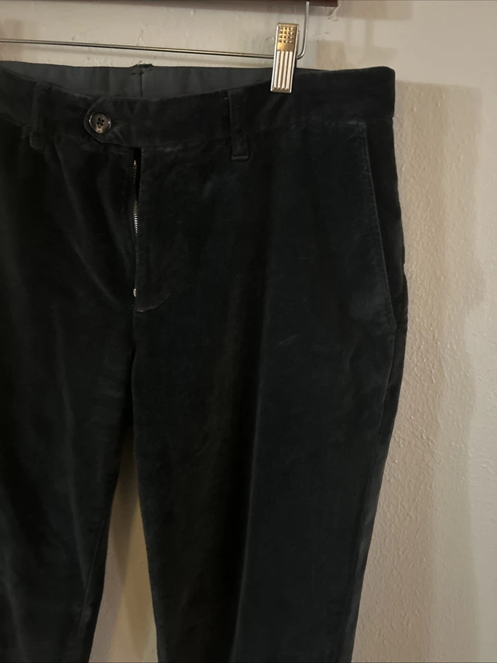 Pantalones de terciopelo negro Isaia Napoli talla 50 euros ¡Muy geniales! Foto 3 de 4