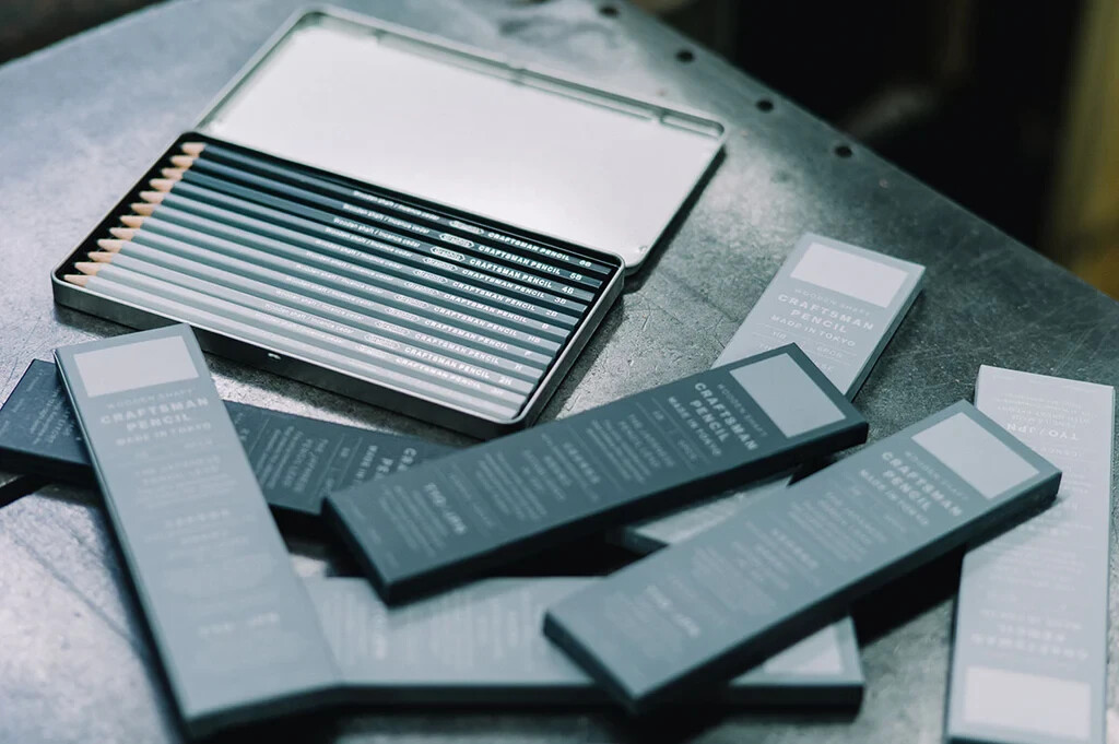 KITABOSHI Craftman Pencil 6B to 4H Set of 12 Can Pen Case Japanese Pencils